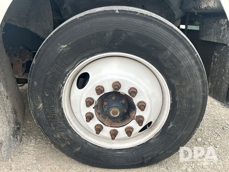 international-9900i-image-14