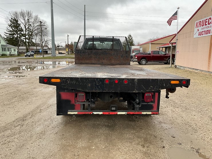 2015-ford-f650-image-11