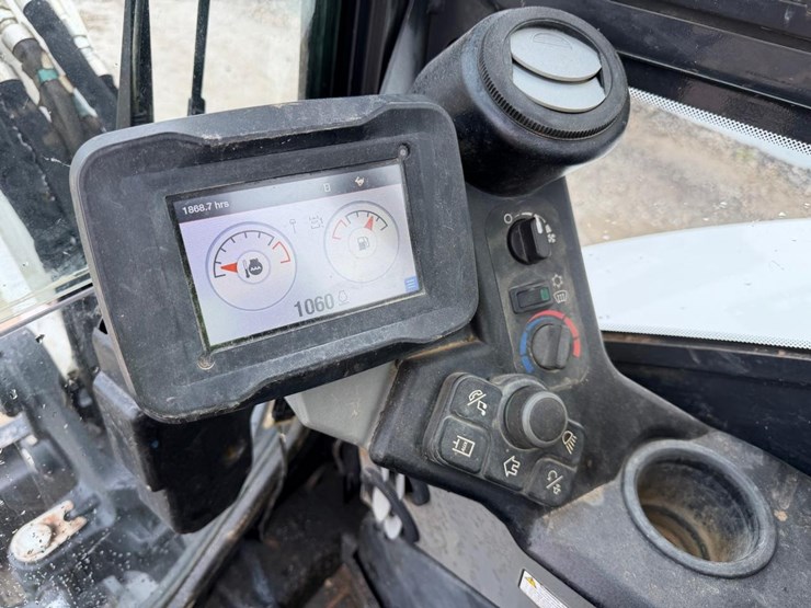 2022-bobcat-e50-image-27