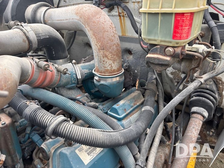 2000-international-4700-image-29