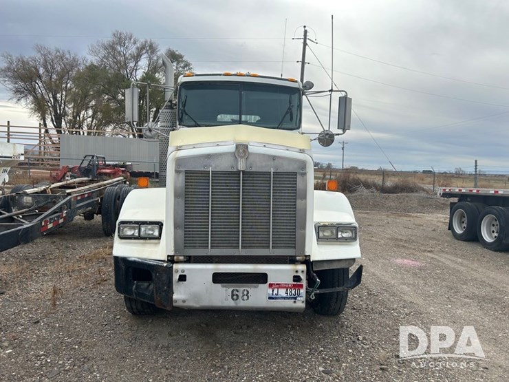 kenworth-t800-image-2