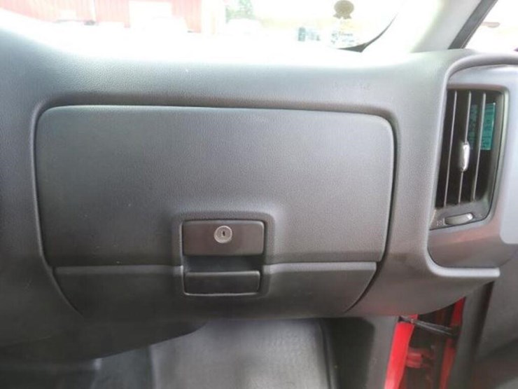 chevrolet-silverado-1500-image-39