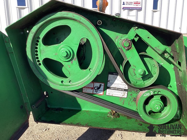 john-deere-120-image-11