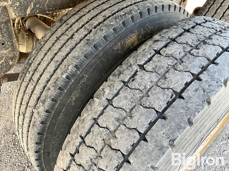 2014-timpte-super-hopper-image-17