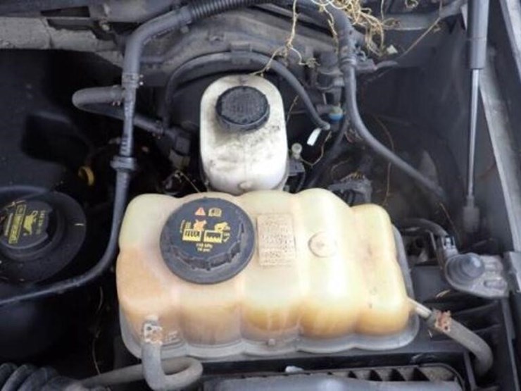 ford-f150-xlt-image-17