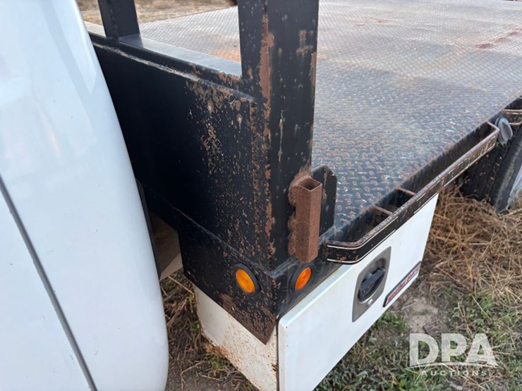 2009-chevrolet-3500hd-image-20