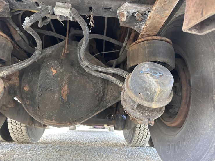 2005-kenworth-t800-image-53