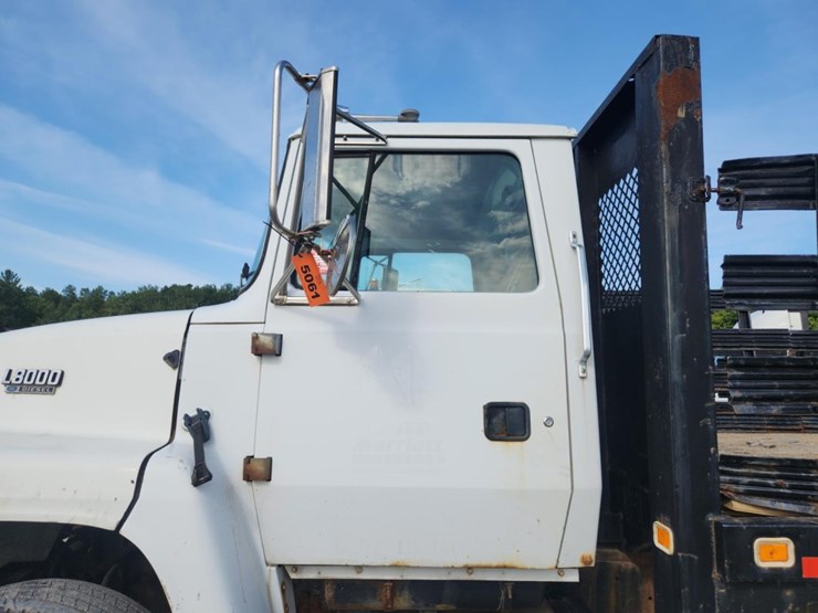 ford-ln8000-image-18