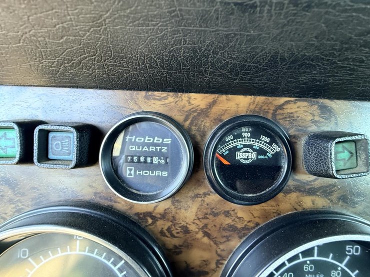 1993-kenworth-t800b-image-49