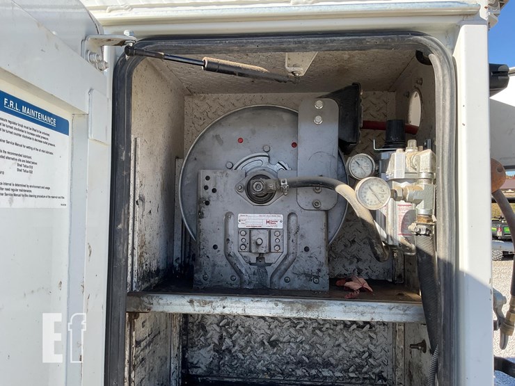 peterbilt-337-image-43