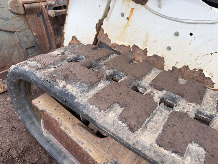 bobcat-t595-image-11