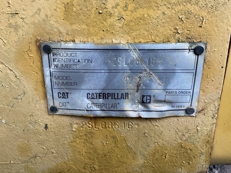 caterpillar-325l-image-10