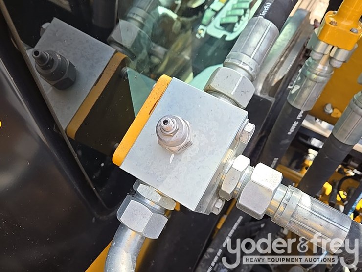 2023-sany-sy225-image-86