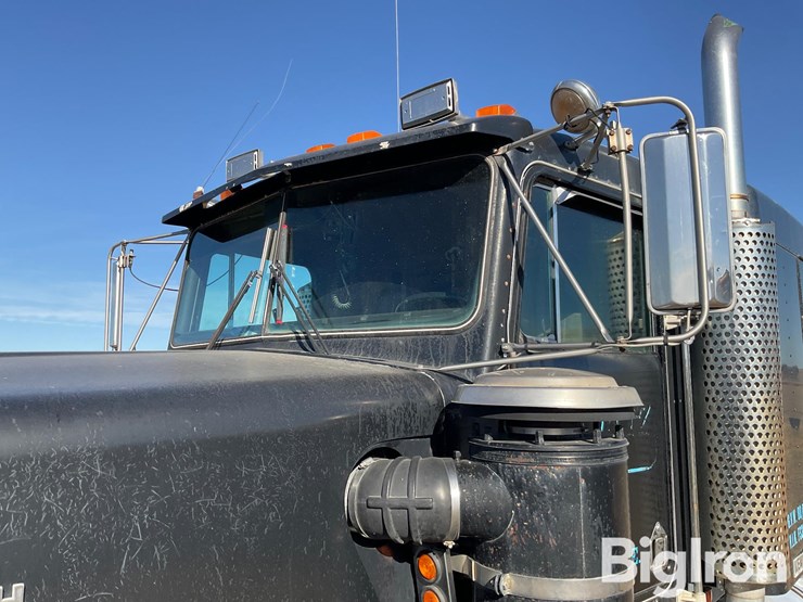 1985-kenworth-w900-t/a-truck-tractor-image-12