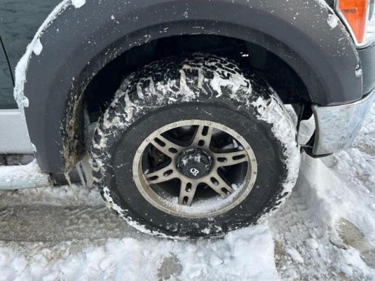 2012-ford-f150-xlt-image-47