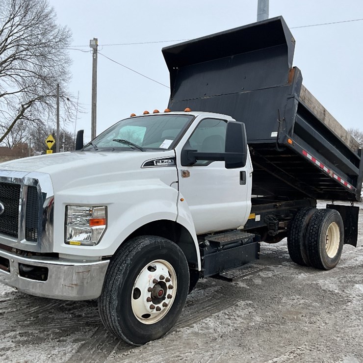 FORD F750