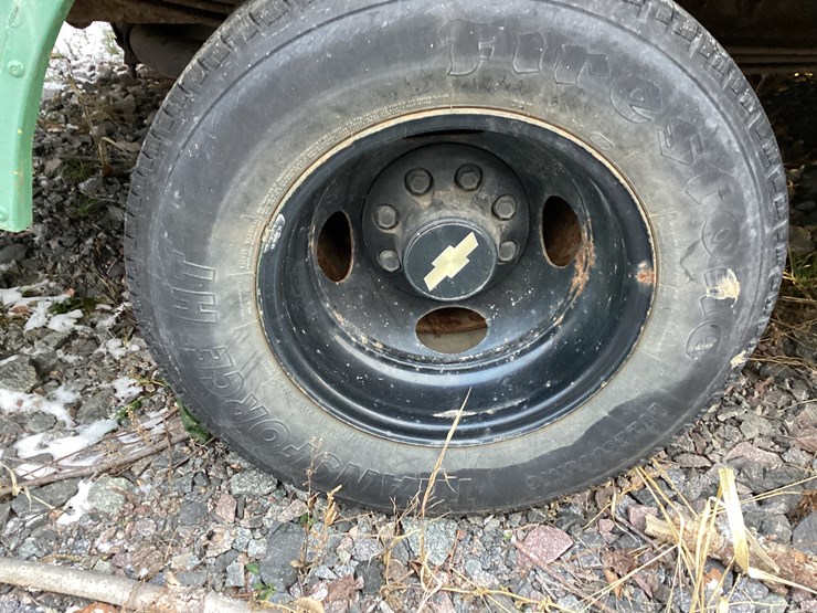 #4676-•-chevrolet-bus-image-9