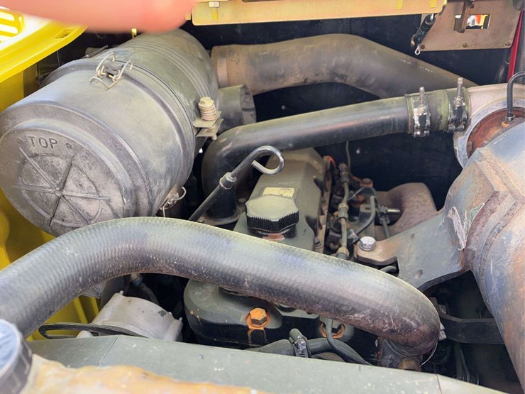 2003-john-deere-250-image-16