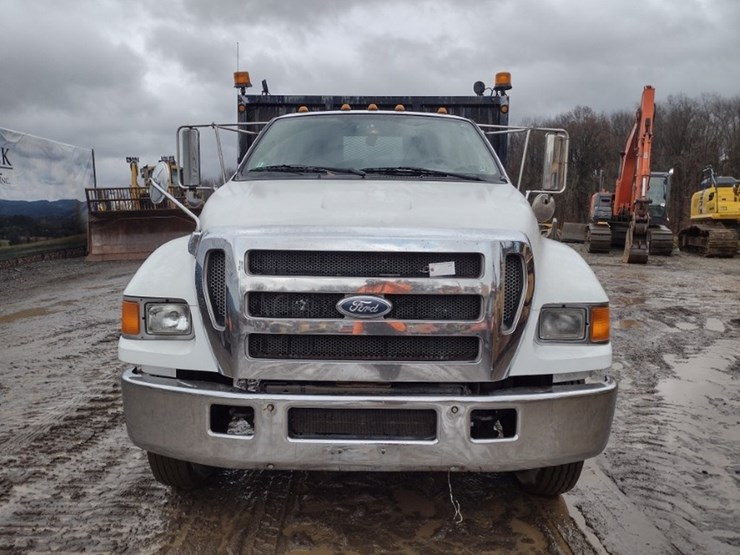 2005-ford-f650-image-2