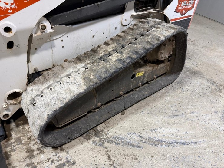 2014-bobcat-t650-image-12