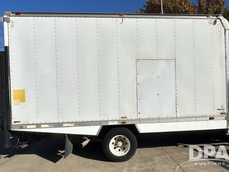 1993-ford-e350-image-7