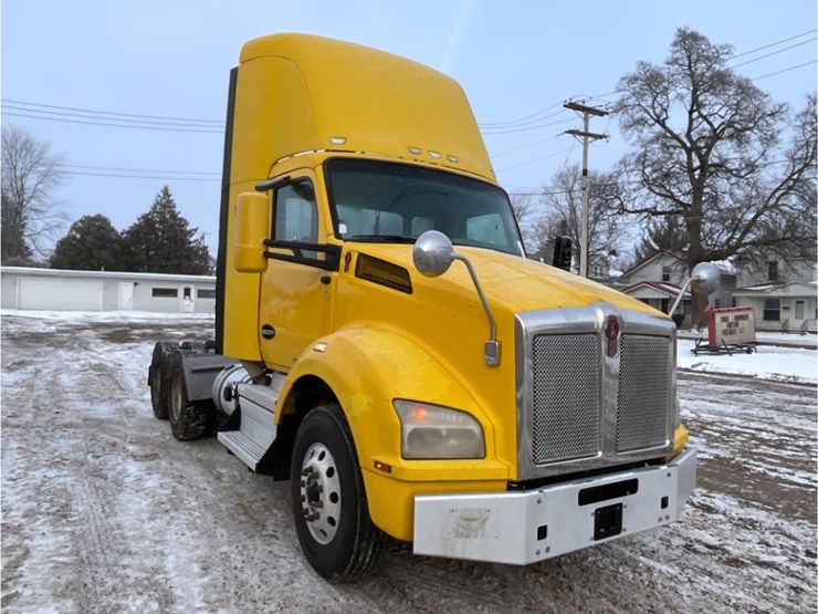 2019-kenworth-t880-image-4