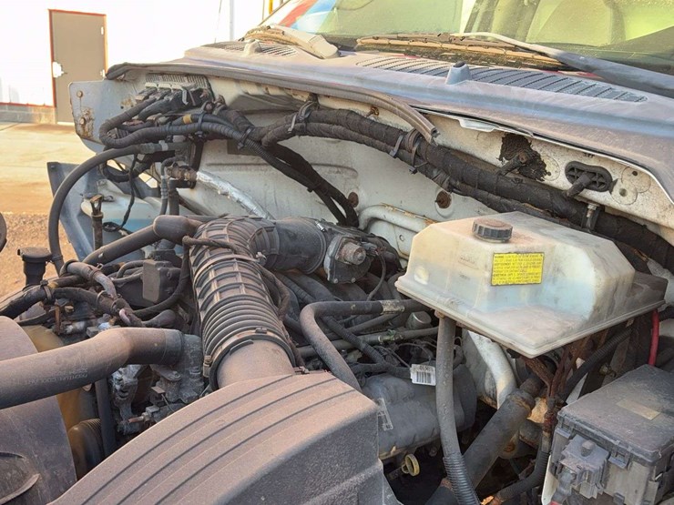 2012-ford-f650-image-21