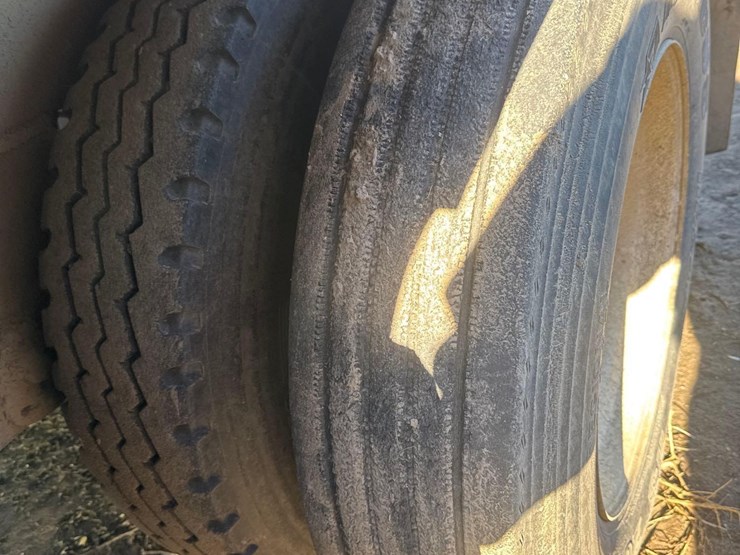 2010-imco-silage-trailer-image-18