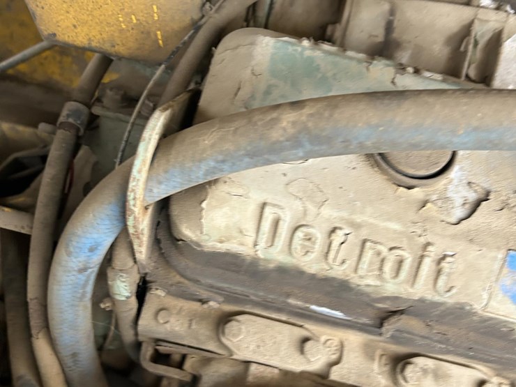 1981-oshkosh-green-snow-blower-image-56