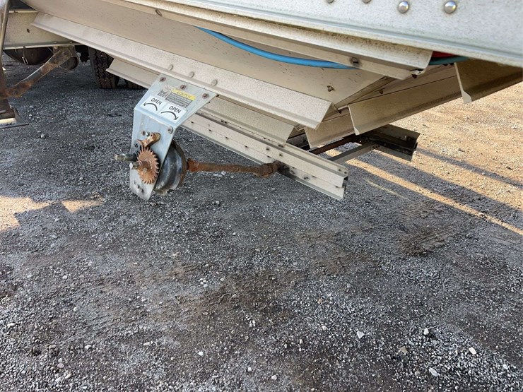 1999-wilson-hopper-bottom-image-19