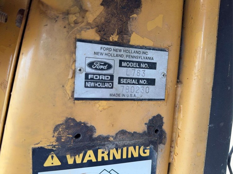new-holland-l783-image-29