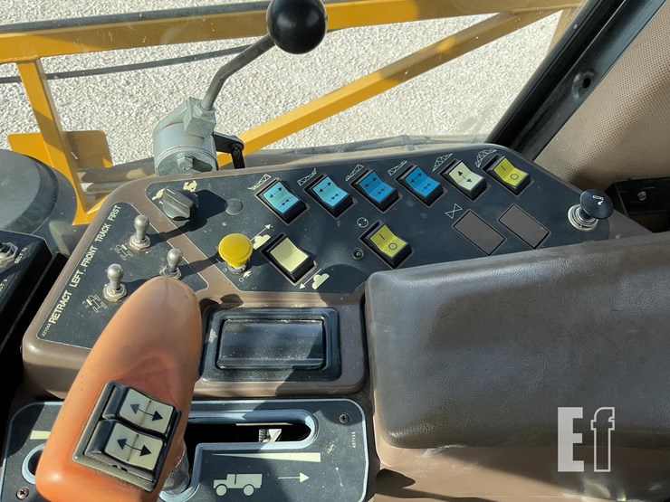 ag-chem-rogator-854-image-55