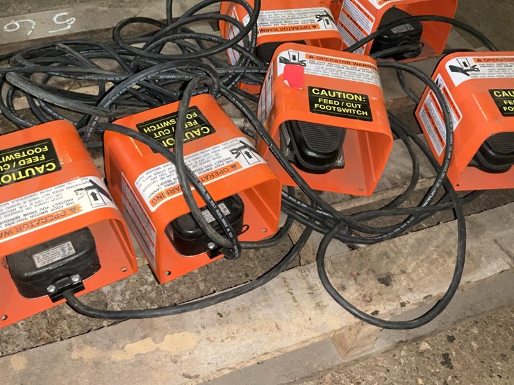 #569-•-foot-pedal-switches-image-3