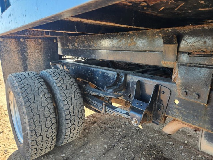 2007-chevrolet-3500-image-27