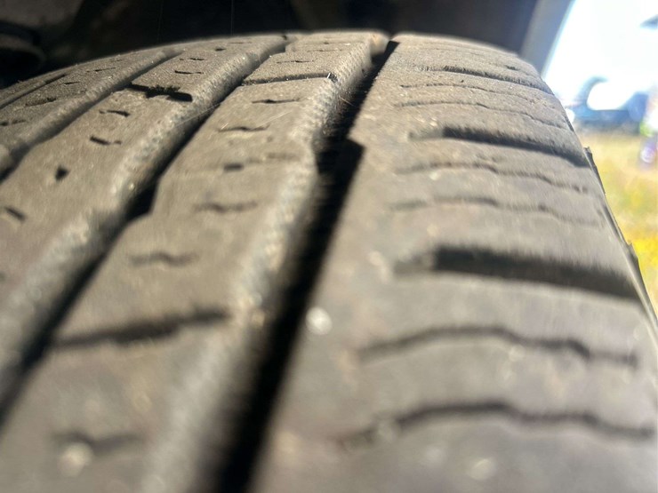 2002-dodge-2500-image-11