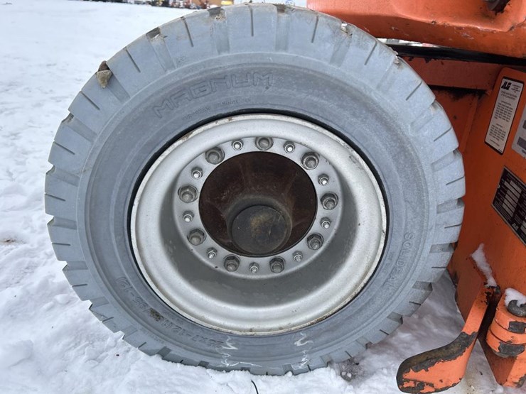 jlg-e300ajp-image-34