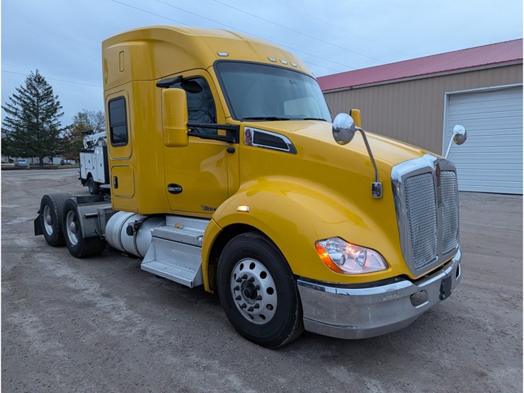 kenworth-t680-image-3