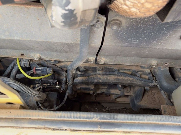 2002-komatsu-d65ex-image-32