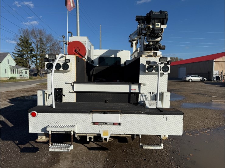 2015-kenworth-t270-image-11