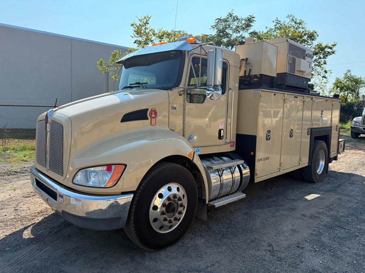 kenworth-t370-image-1