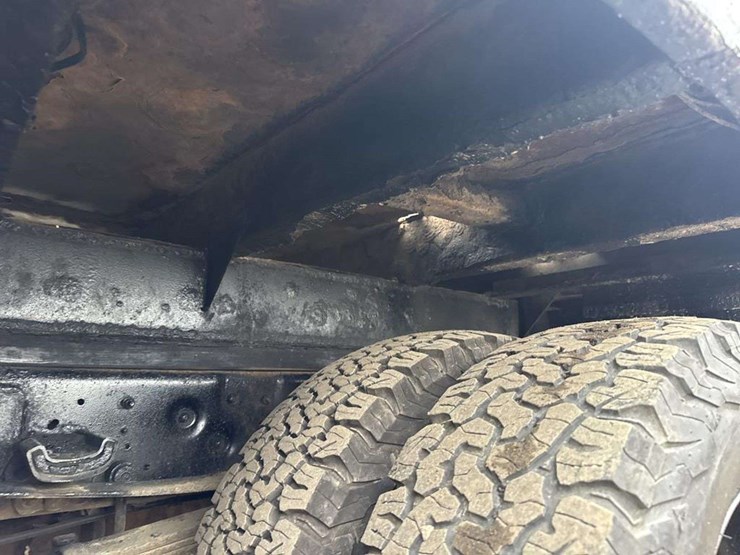 2013-ford-f350-image-13