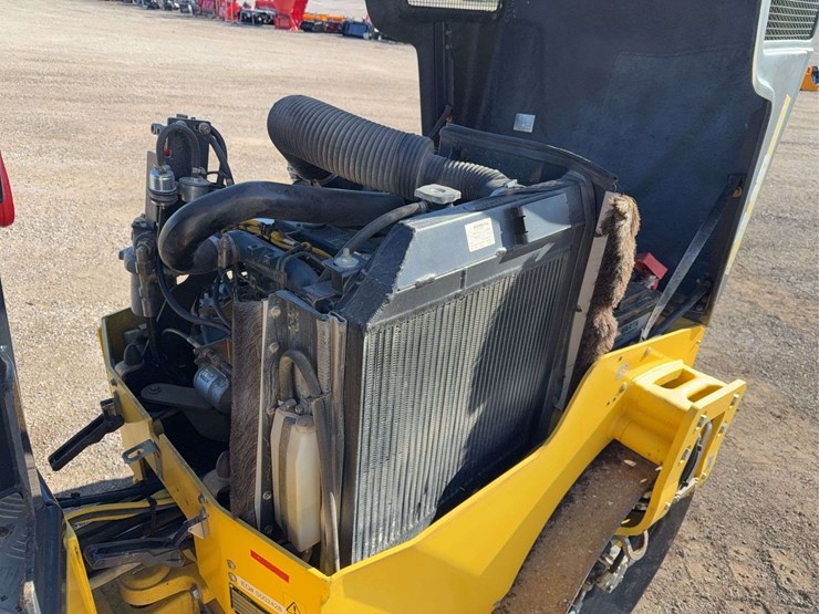 2016-bomag-bw120-image-12