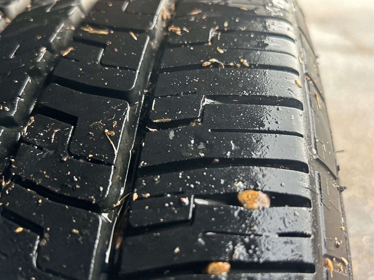 2017-ford-explorer-image-18