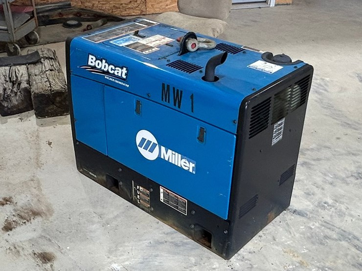 2022-bobcat-225-image-2