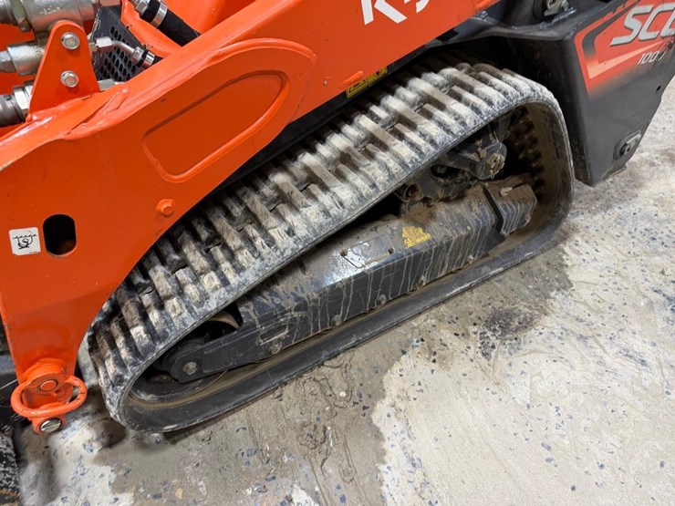 2023-kubota-scl1000-image-12