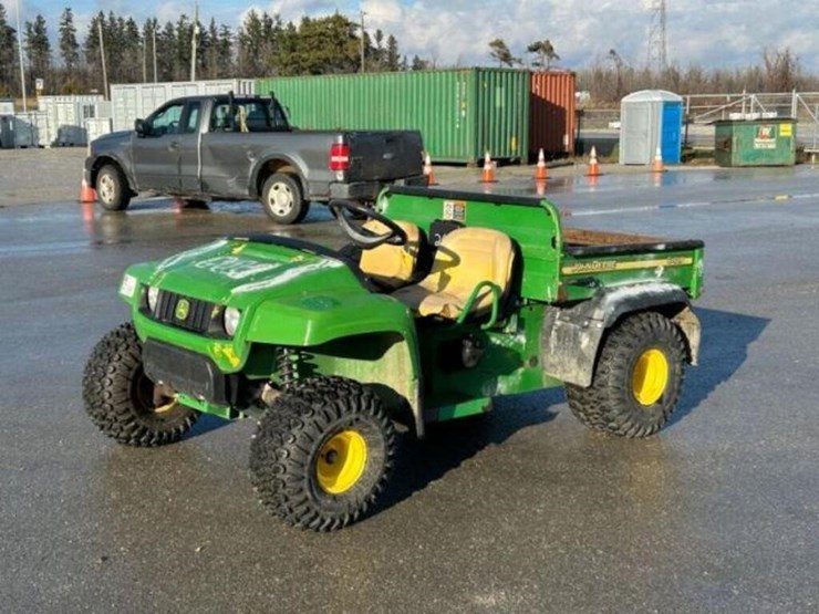 john-deere-gator-image-1