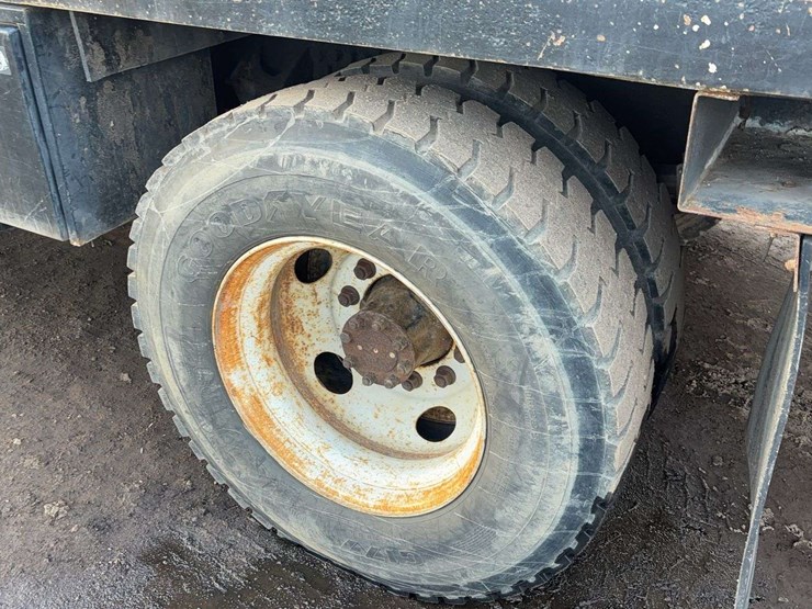 international-durastar-4300-image-5