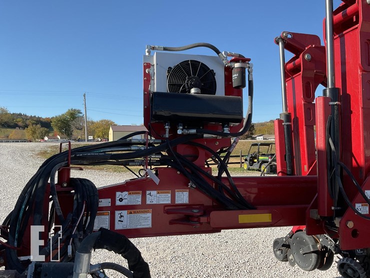 case-ih-1250-image-49