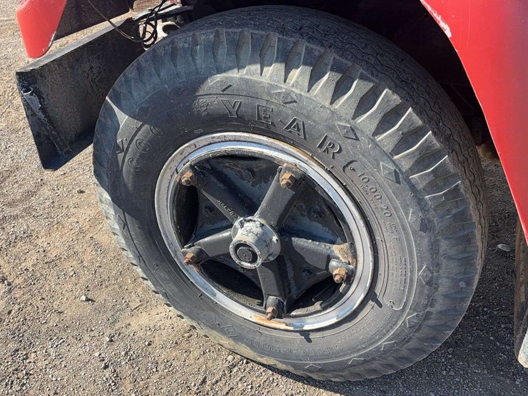 1968-international-f2000d-image-9