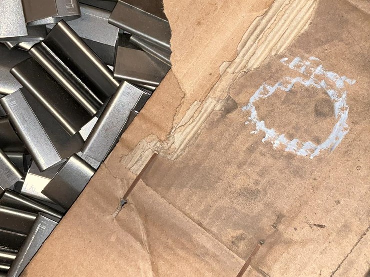 #570-•-banding-tools-and-clips-image-7